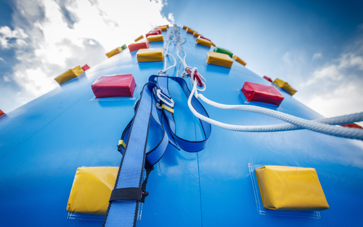 Inflatable obstacle challenge